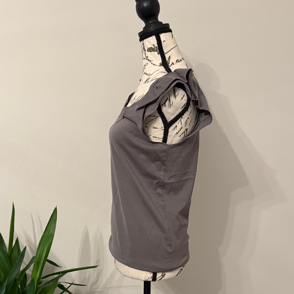 Banana Republic Charcoal Ruffle Sleeve Tank - Picture 5 of 6